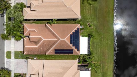 A home in WIMAUMA