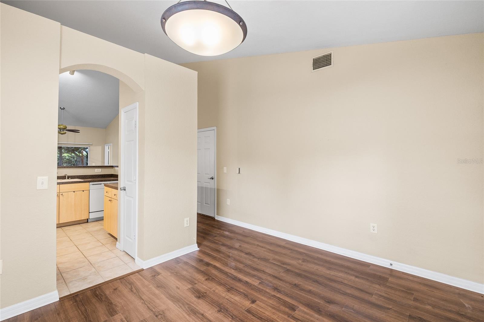 WATERFORD AT PALM HARBOR LUXURY CONDO - Residential