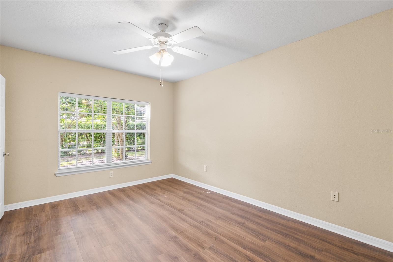 WATERFORD AT PALM HARBOR LUXURY CONDO - Residential