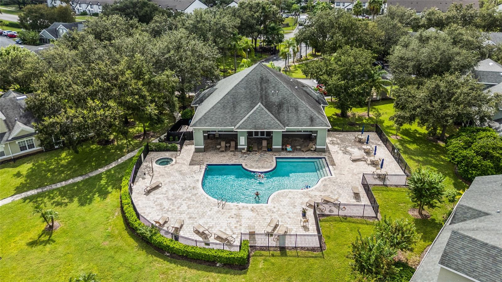 WATERFORD AT PALM HARBOR LUXURY CONDO - Residential