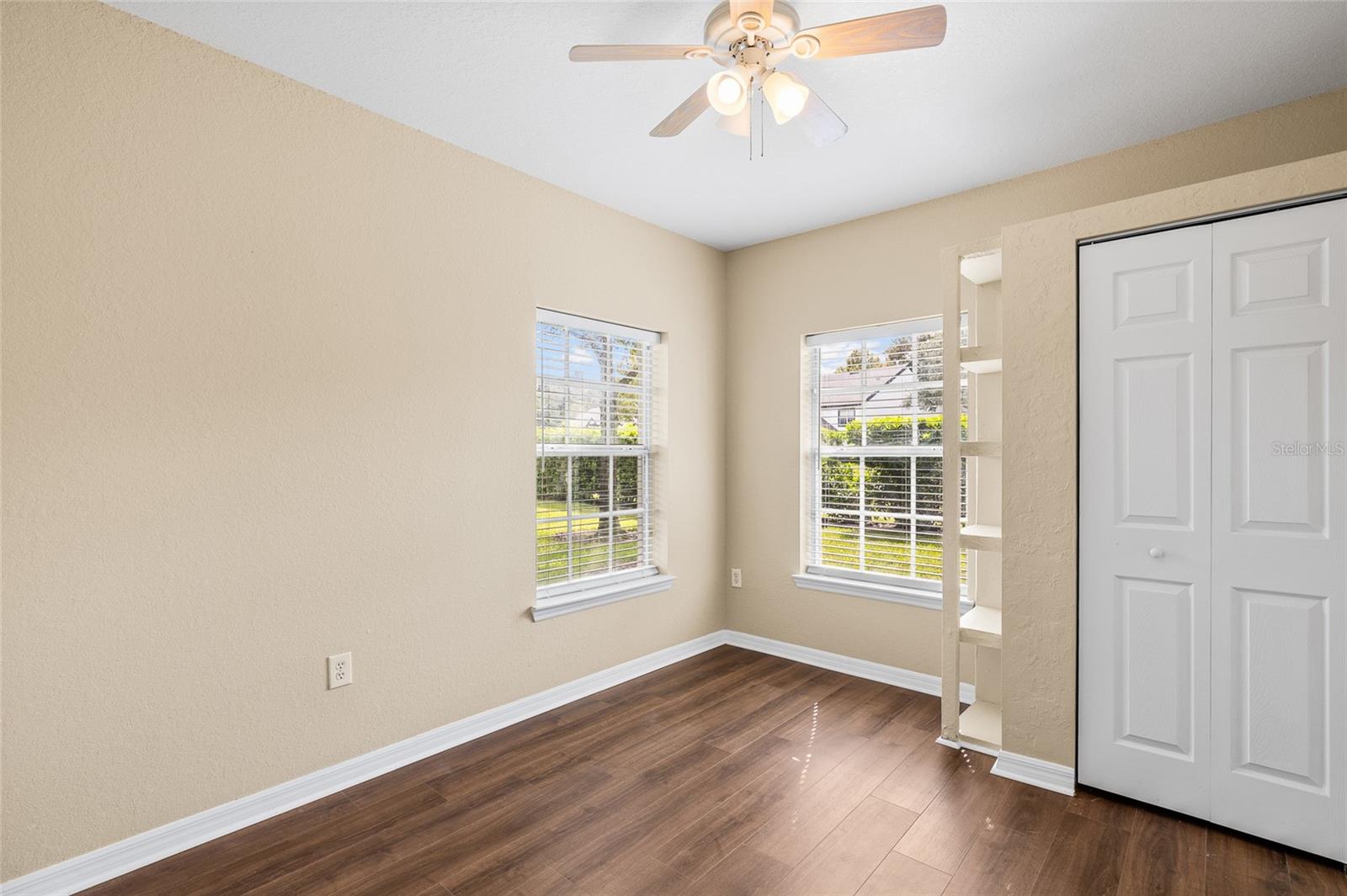 WATERFORD AT PALM HARBOR LUXURY CONDO - Residential