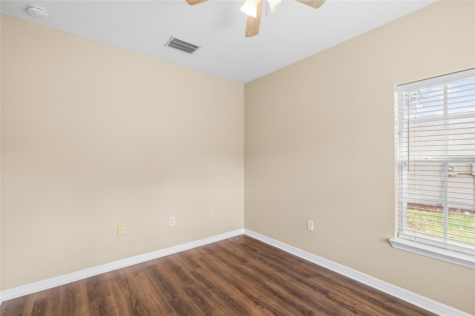 WATERFORD AT PALM HARBOR LUXURY CONDO - Residential