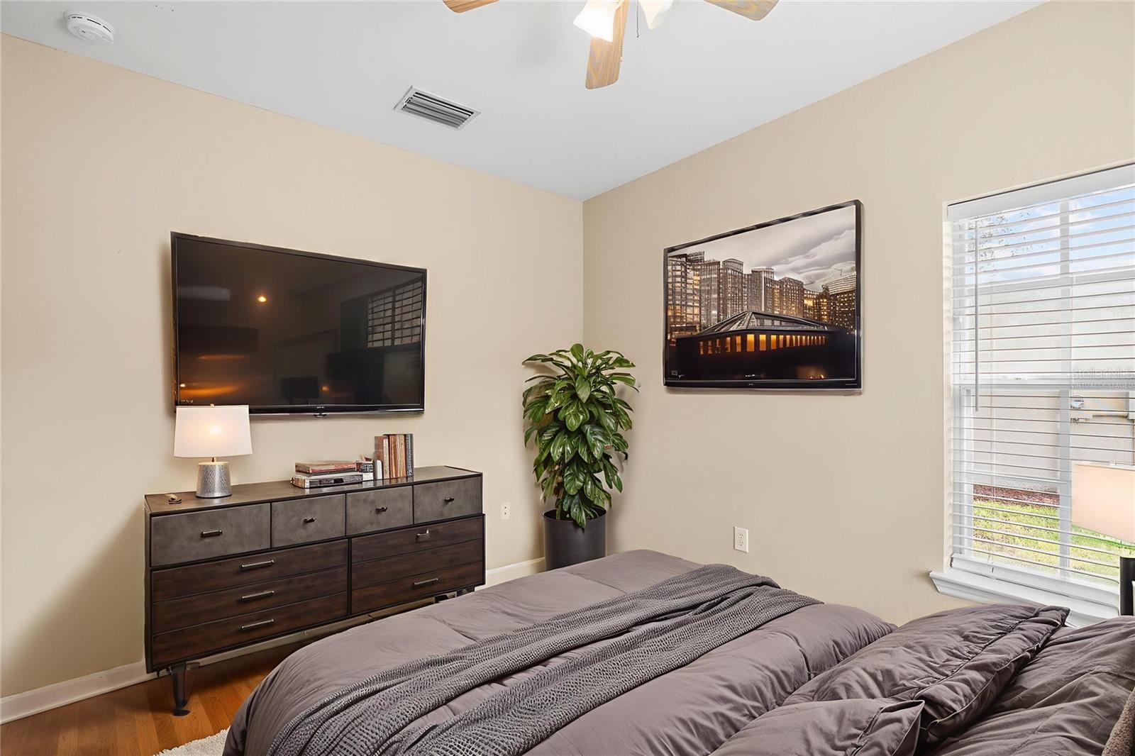 WATERFORD AT PALM HARBOR LUXURY CONDO - Residential