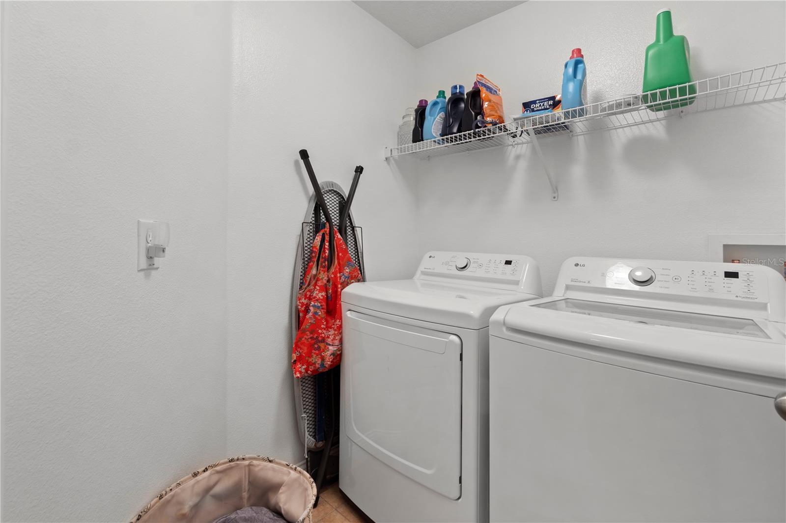 STONEYBROOK WEST UNIT 8 - Residential