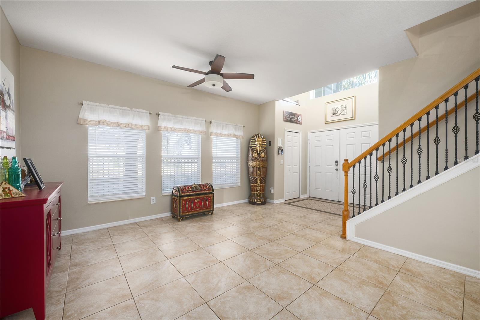 2338 DARLIN CIRCLE