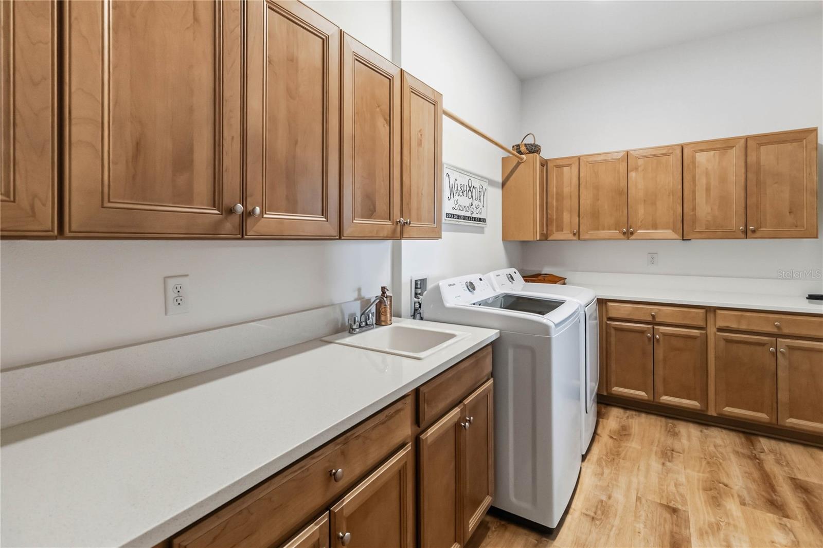 NORTHWEST LAKESIDE GROVES PH 2 - Residential