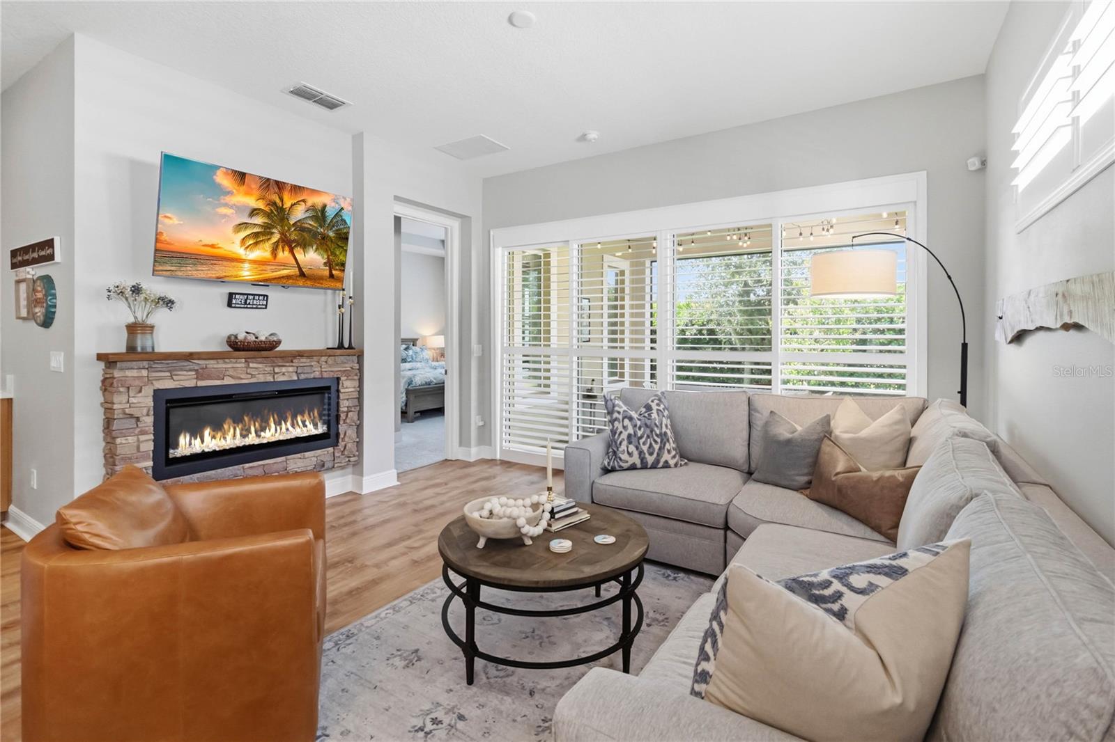 NORTHWEST LAKESIDE GROVES PH 2 - Residential