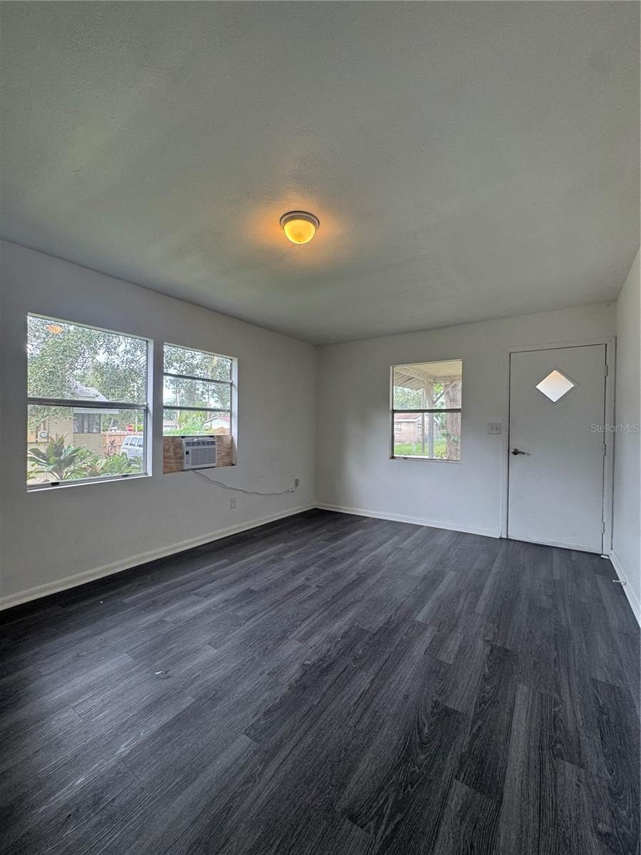 HIGHLAND PARK - Residential