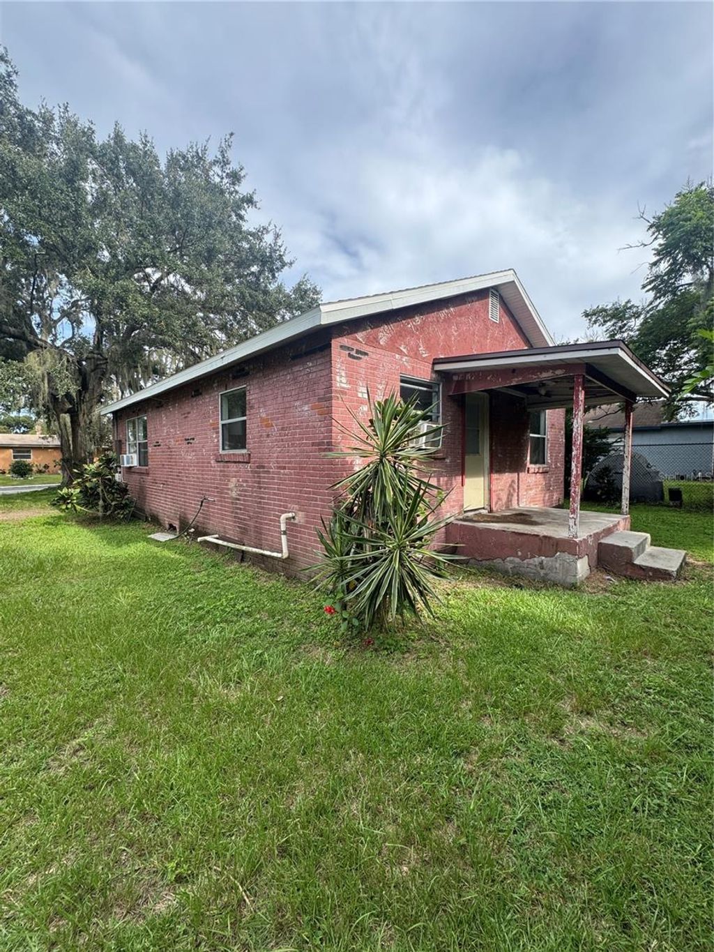Photo of 1135 Fairview Avenue, Bartow, FL 33830 (MLS # L4955680)