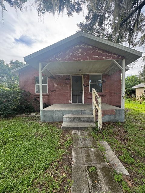 Photo of 1135 Fairview Avenue, Bartow, FL 33830 (MLS # L4955680)