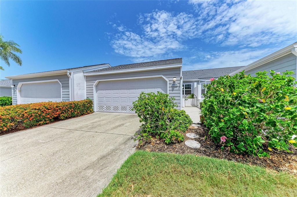 Photo of 1218 Spoonbill Landings Cir, Bradenton, FL 34209 (MLS # A4700071)