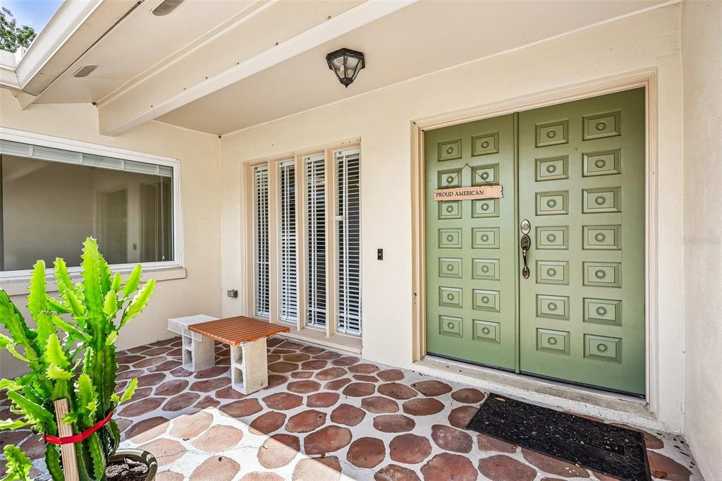 Photo of 126 Heather Hl Hl, Longwood, FL 32750 (MLS # O6440076)