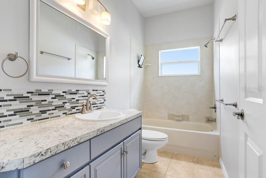 FISHHAWK RANCH PH 2 PRCL - Residential Lease