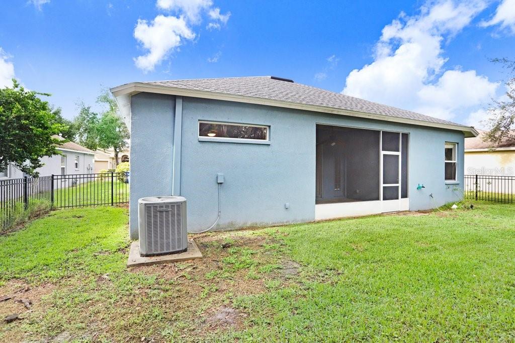 FISHHAWK RANCH PH 2 PRCL - Residential Lease