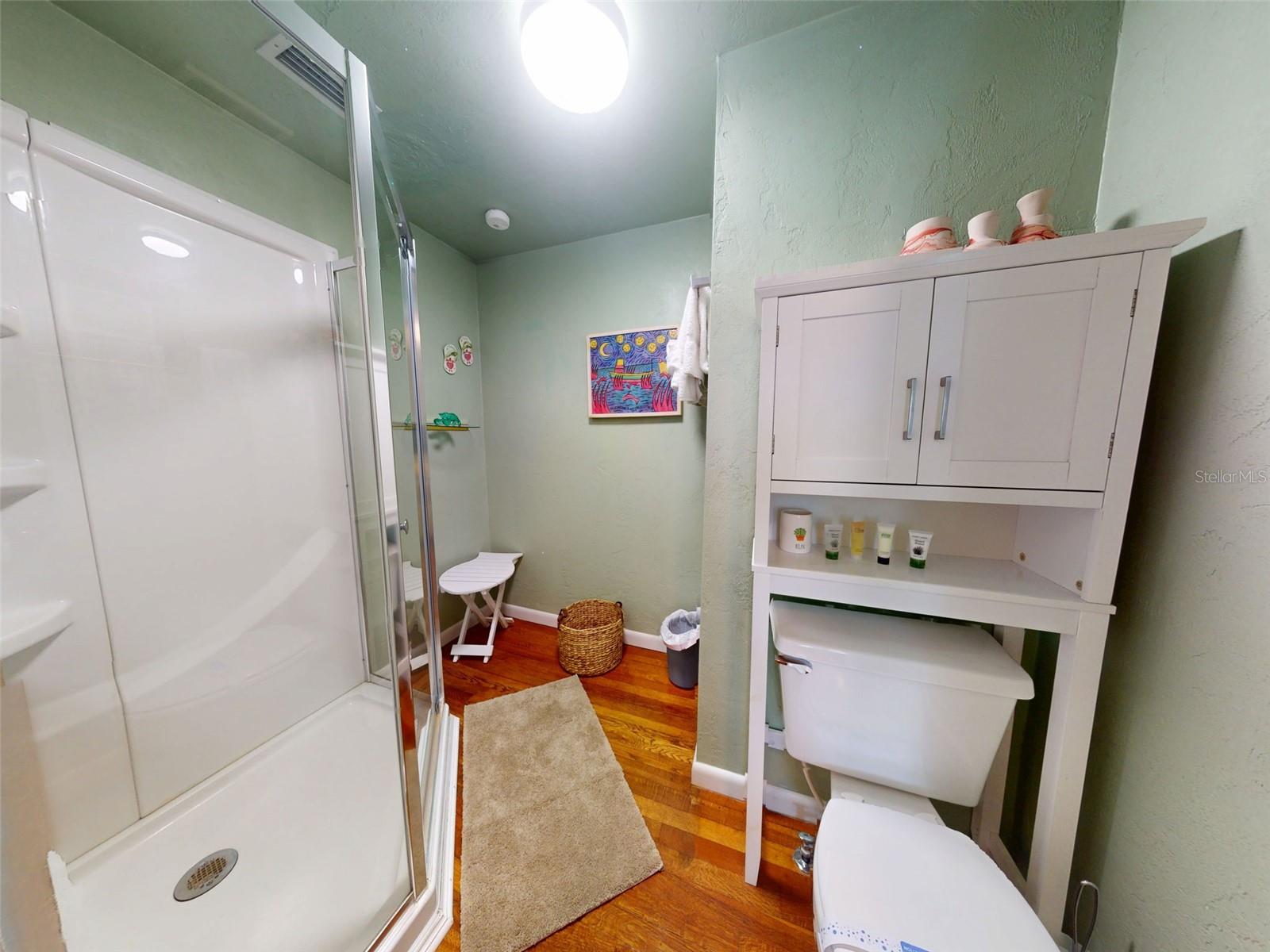 HODGMANS DAYTONA - Commercial Sale