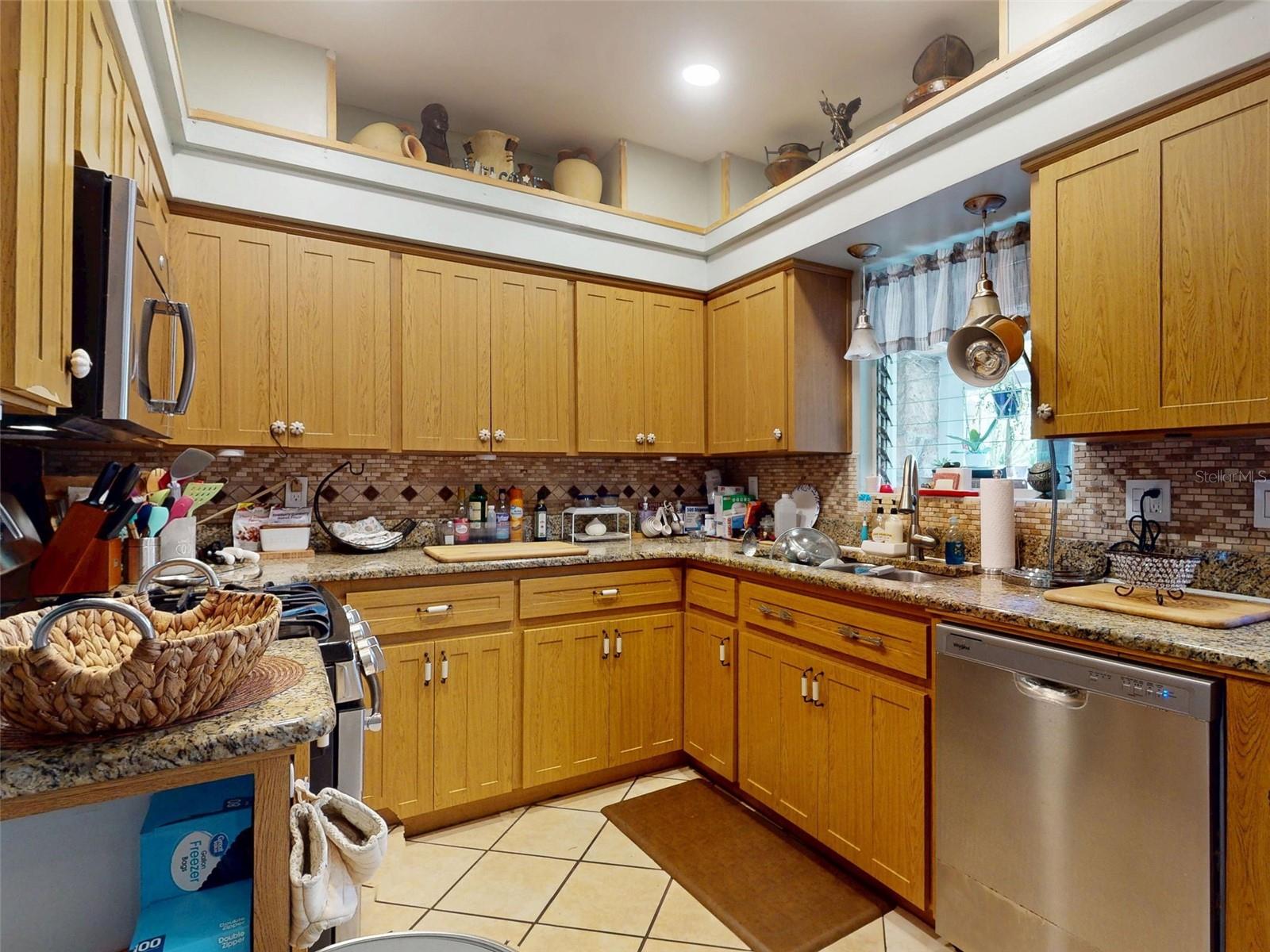 HODGMANS DAYTONA - Commercial Sale