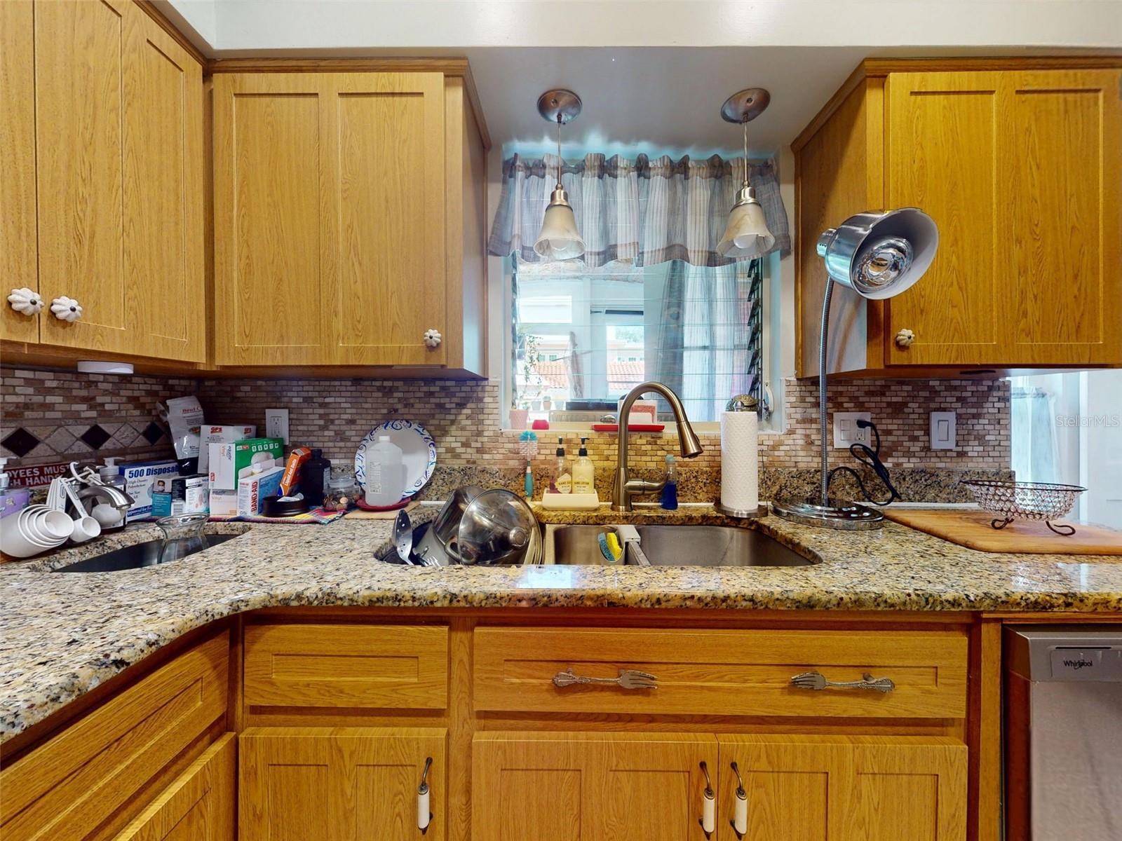 HODGMANS DAYTONA - Commercial Sale