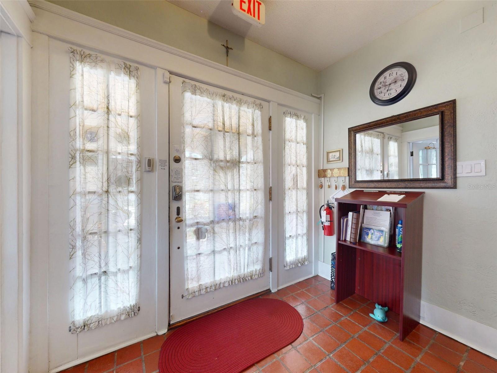 HODGMANS DAYTONA - Commercial Sale