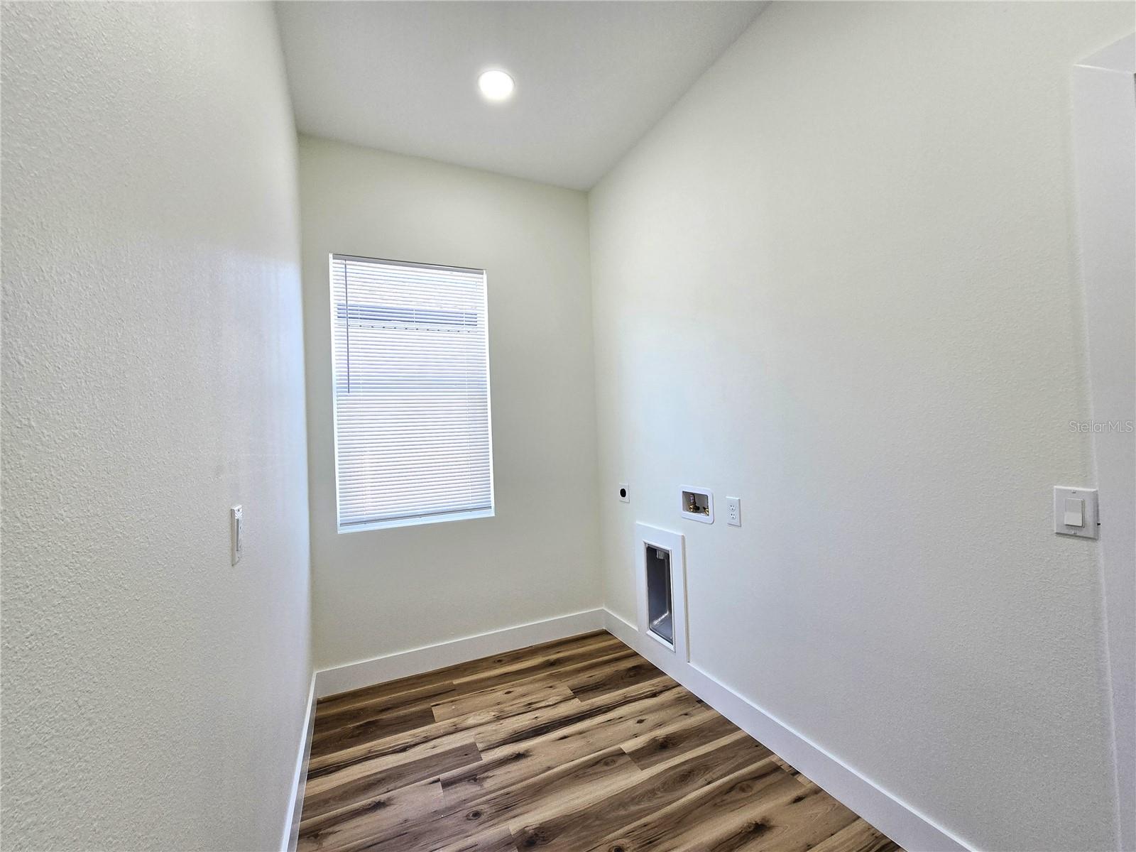 LAKEWOOD TERRACE - Residential