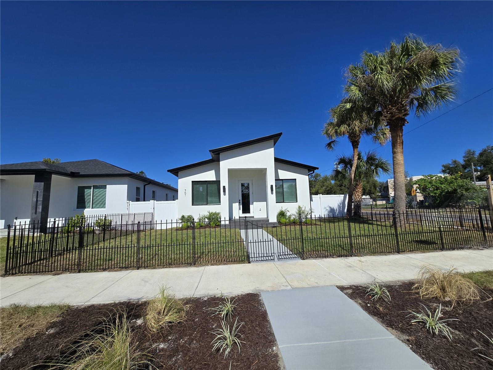 LAKEWOOD TERRACE - Residential