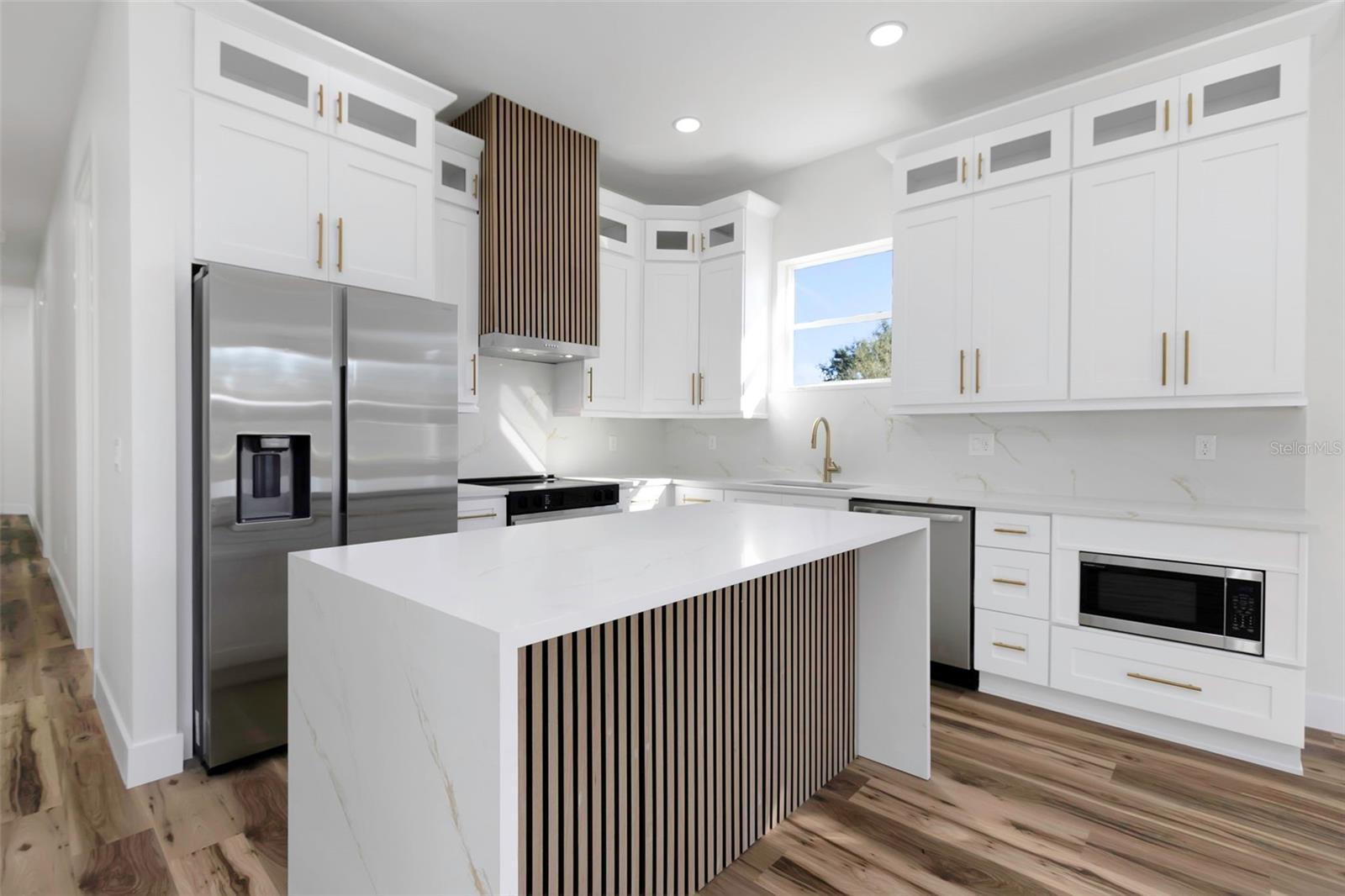 LAKEWOOD TERRACE - Residential