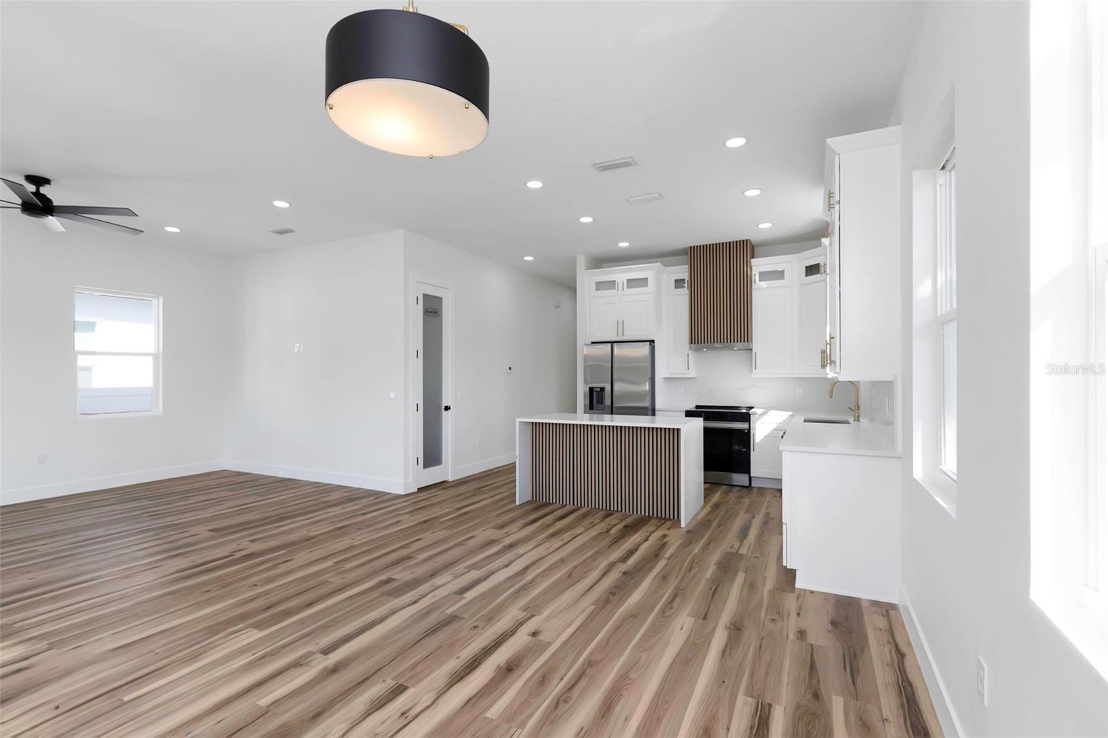 LAKEWOOD TERRACE - Residential