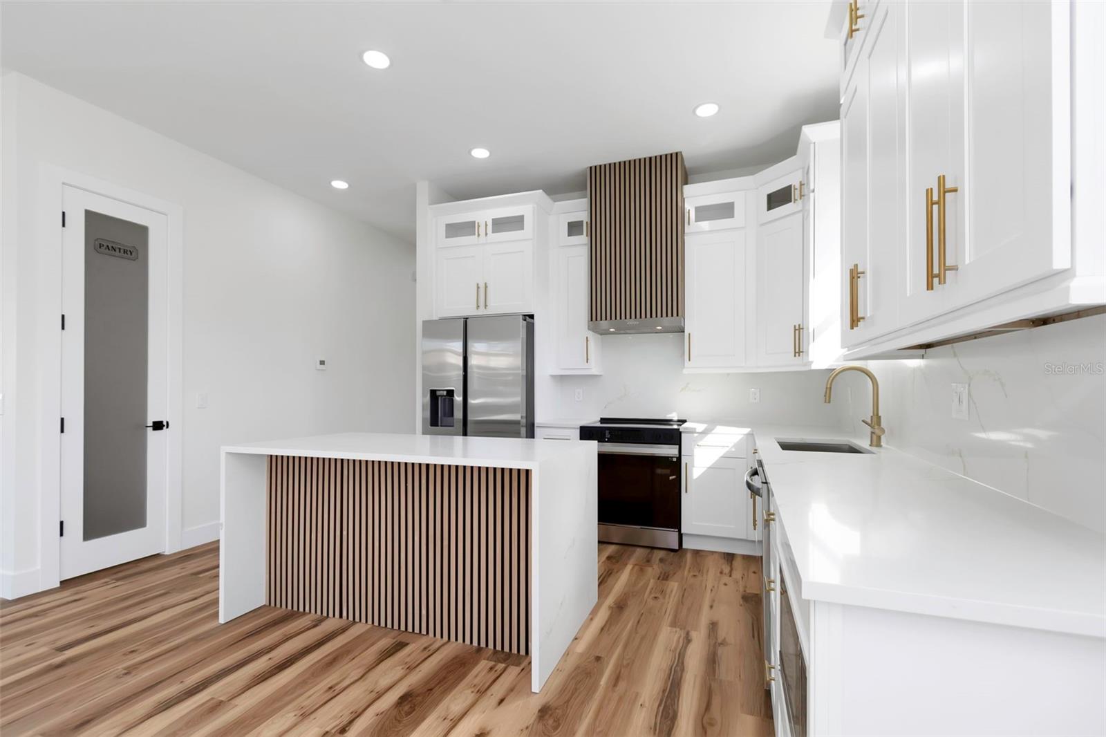 LAKEWOOD TERRACE - Residential