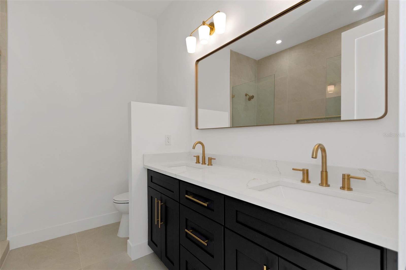 LAKEWOOD TERRACE - Residential