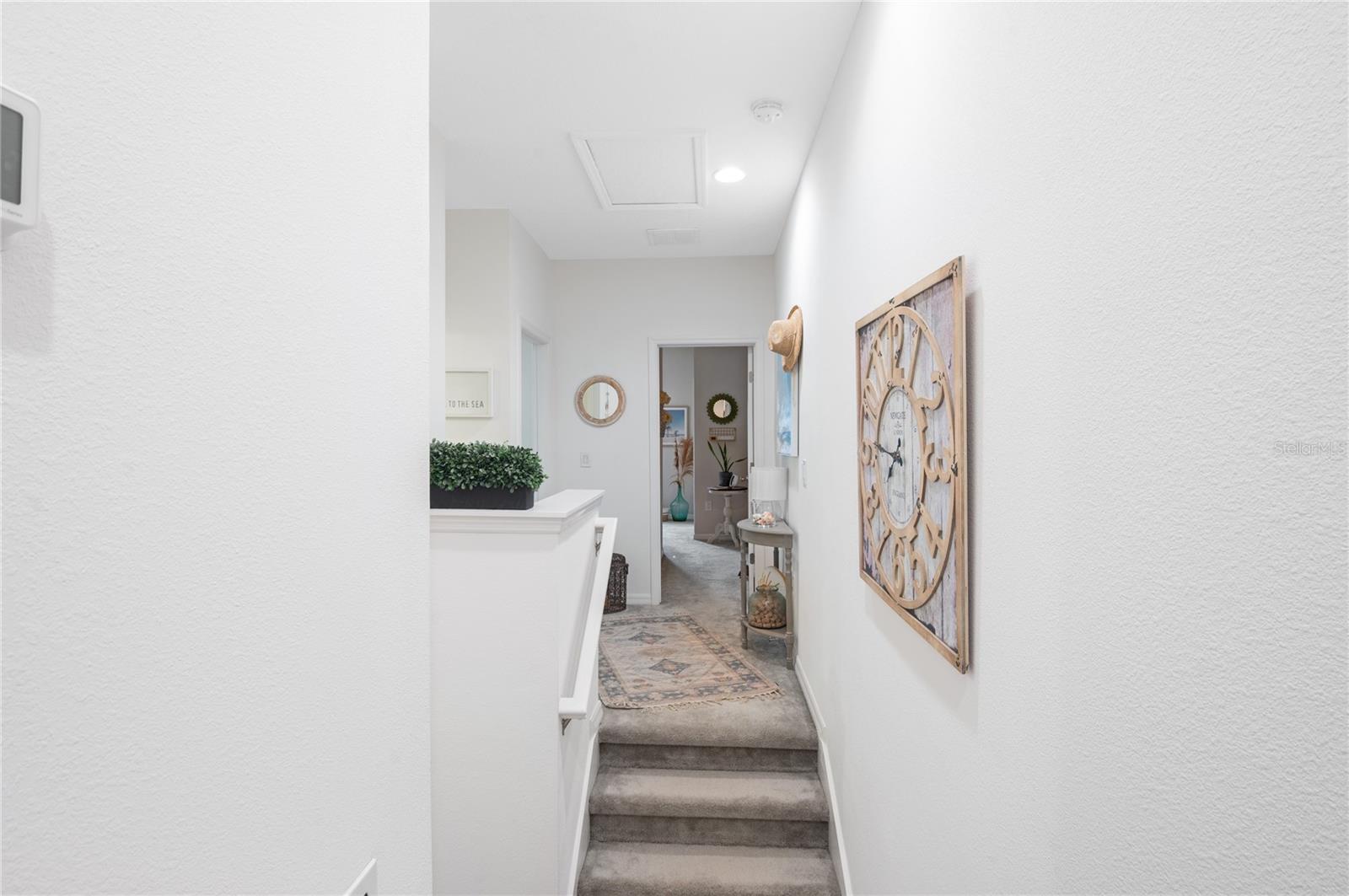 WINDSOR SQUARE - Residential Lease