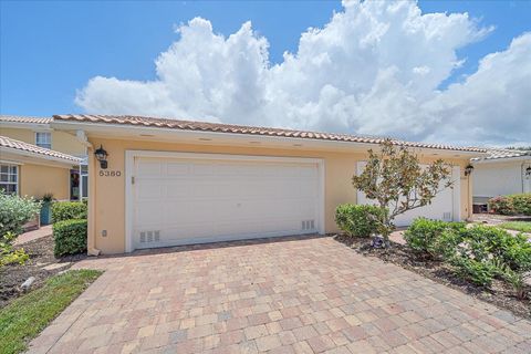 A home in SARASOTA