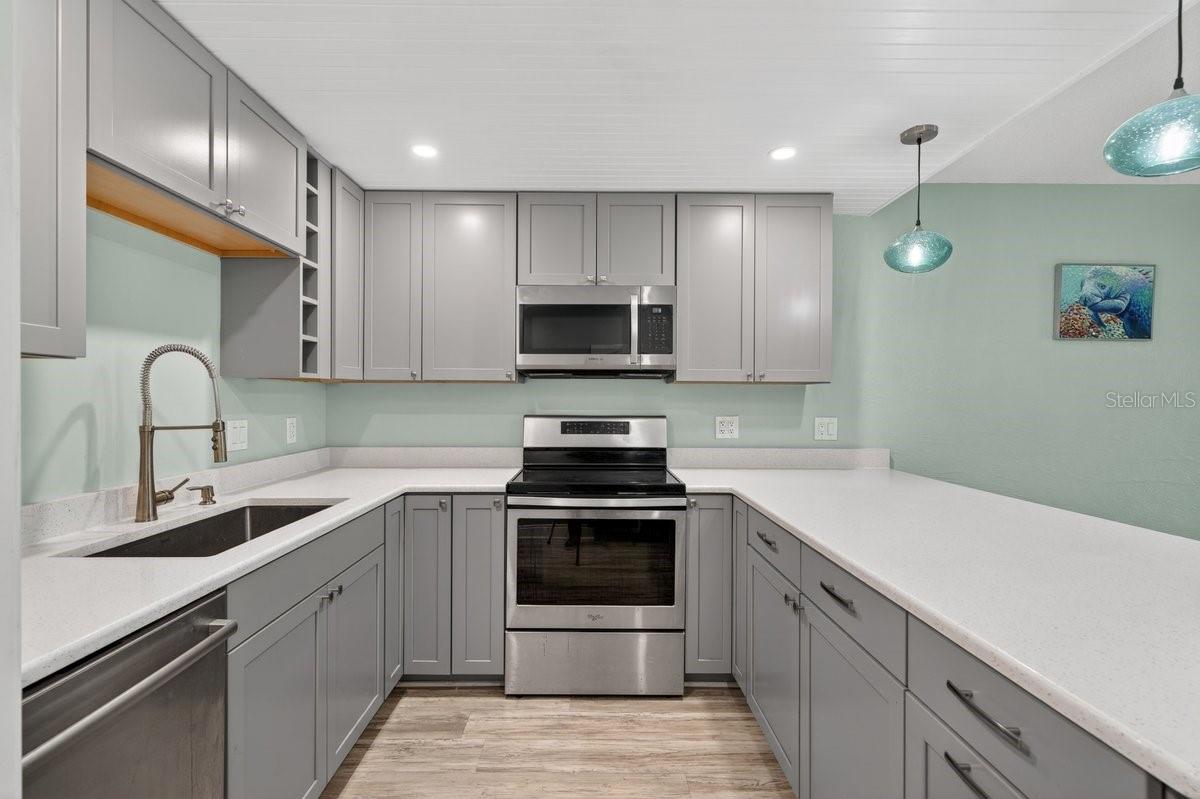 OCEAN PALM VILLAS - Residential