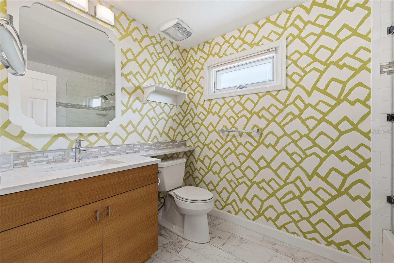 BAY HILL - Residential