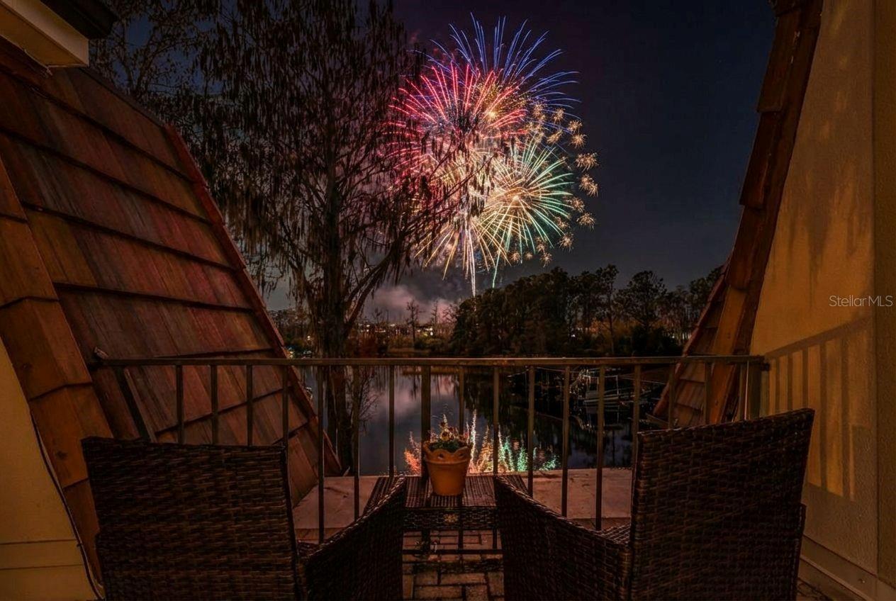 BAY HILL - Residential