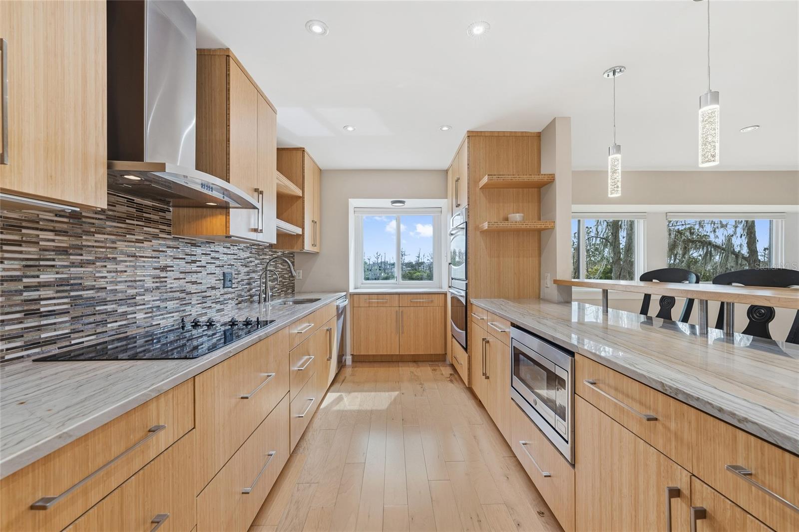 6206 MASTERS BOULEVARD 302