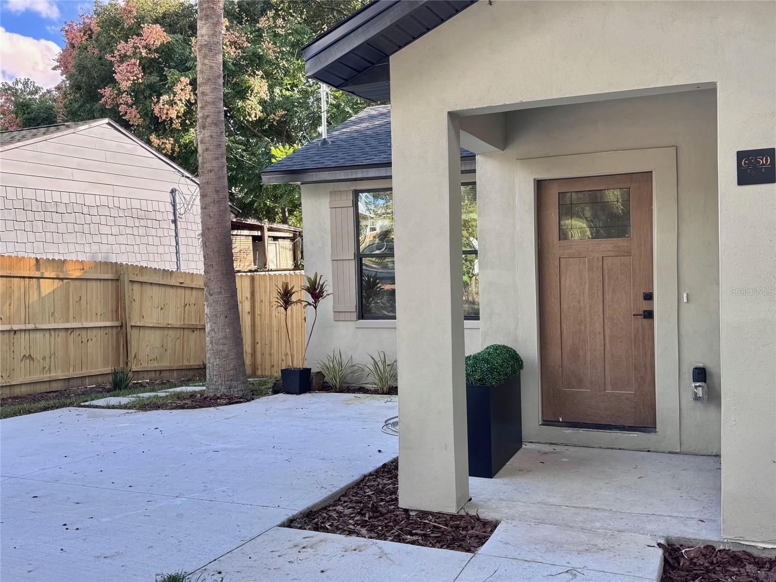 WHISPERING HILLS - Residential