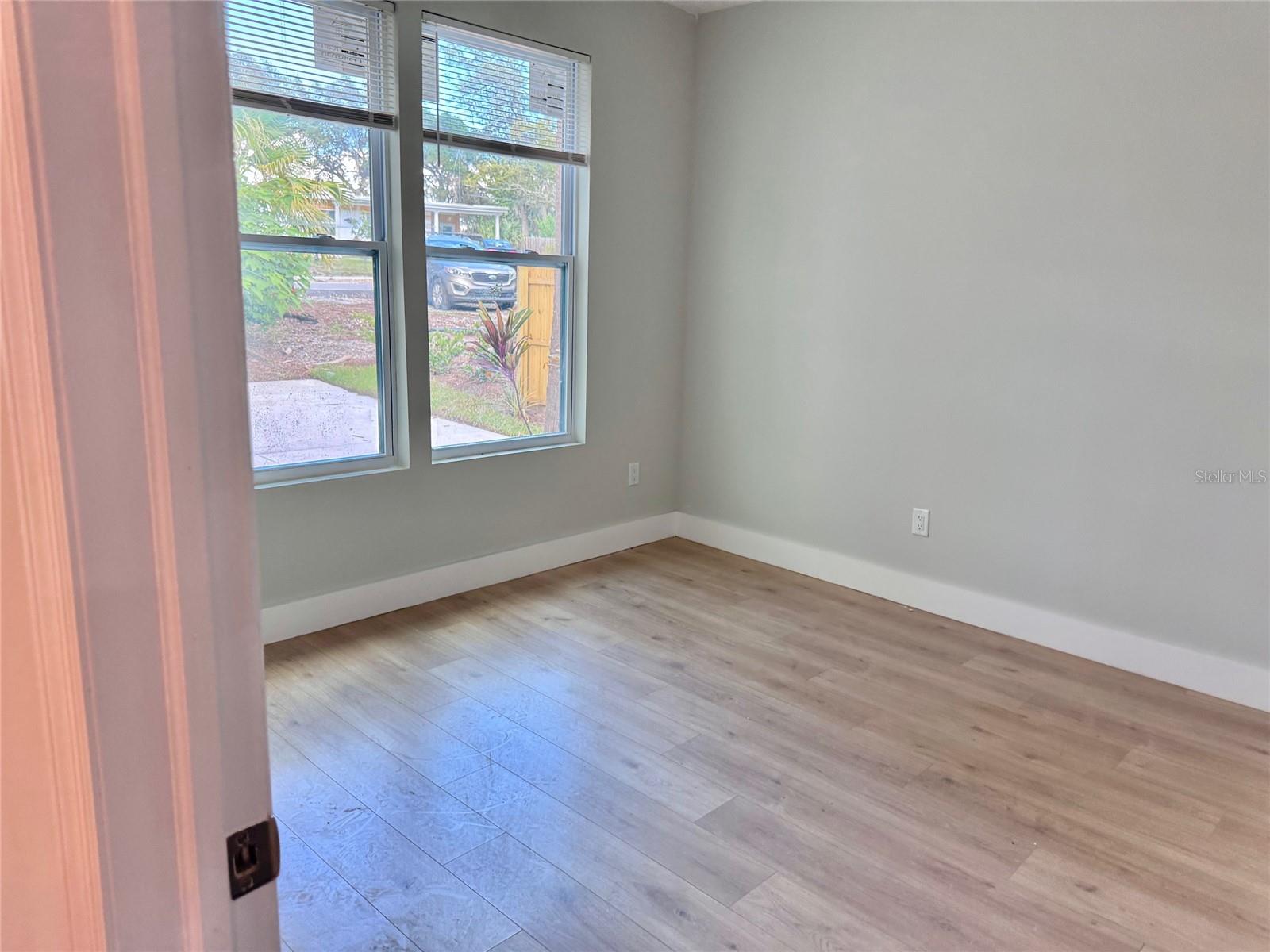 WHISPERING HILLS - Residential