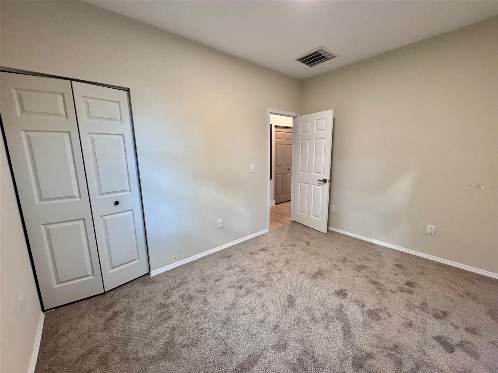 WHISPERING HILLS - Residential