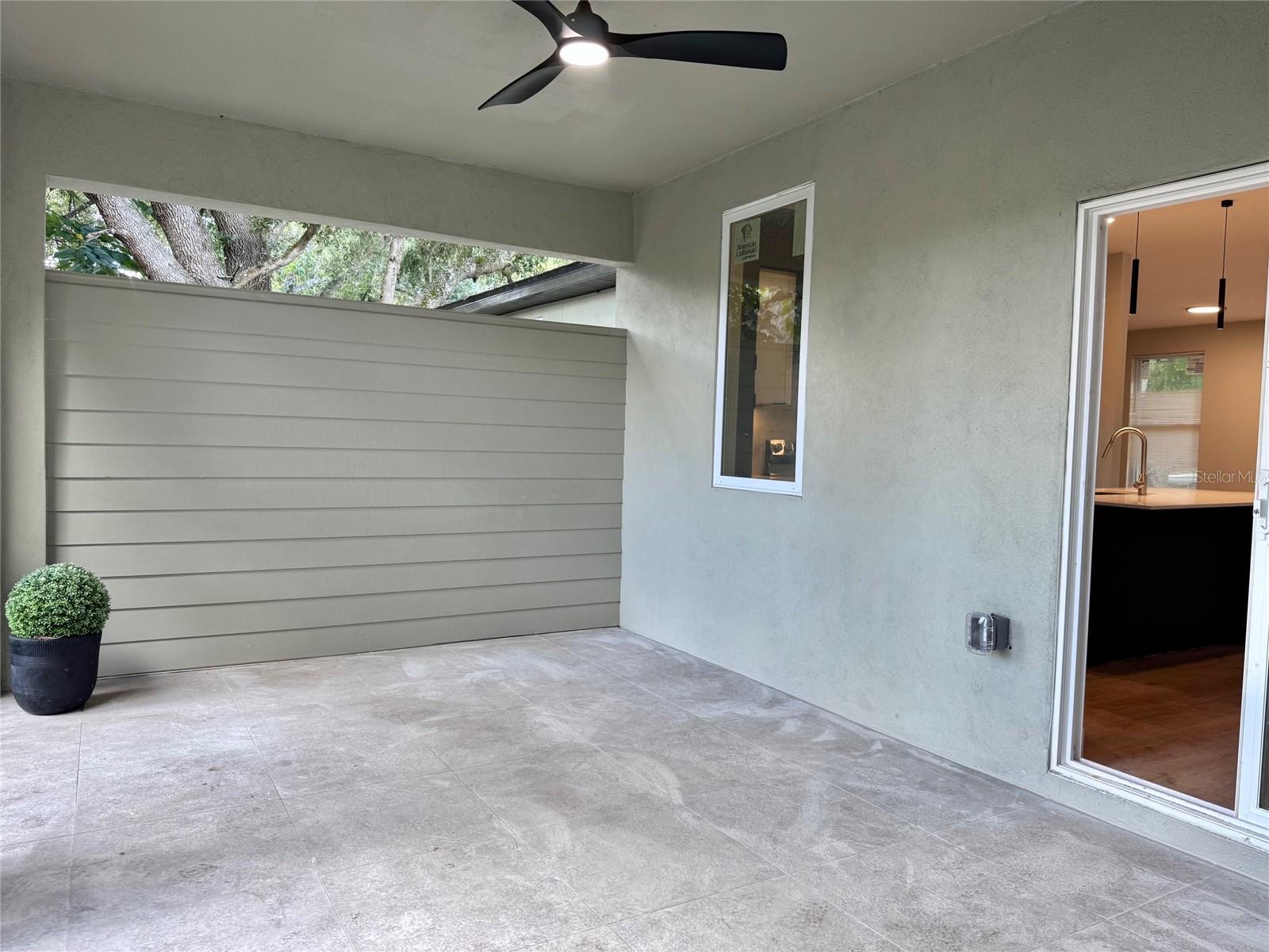 WHISPERING HILLS - Residential