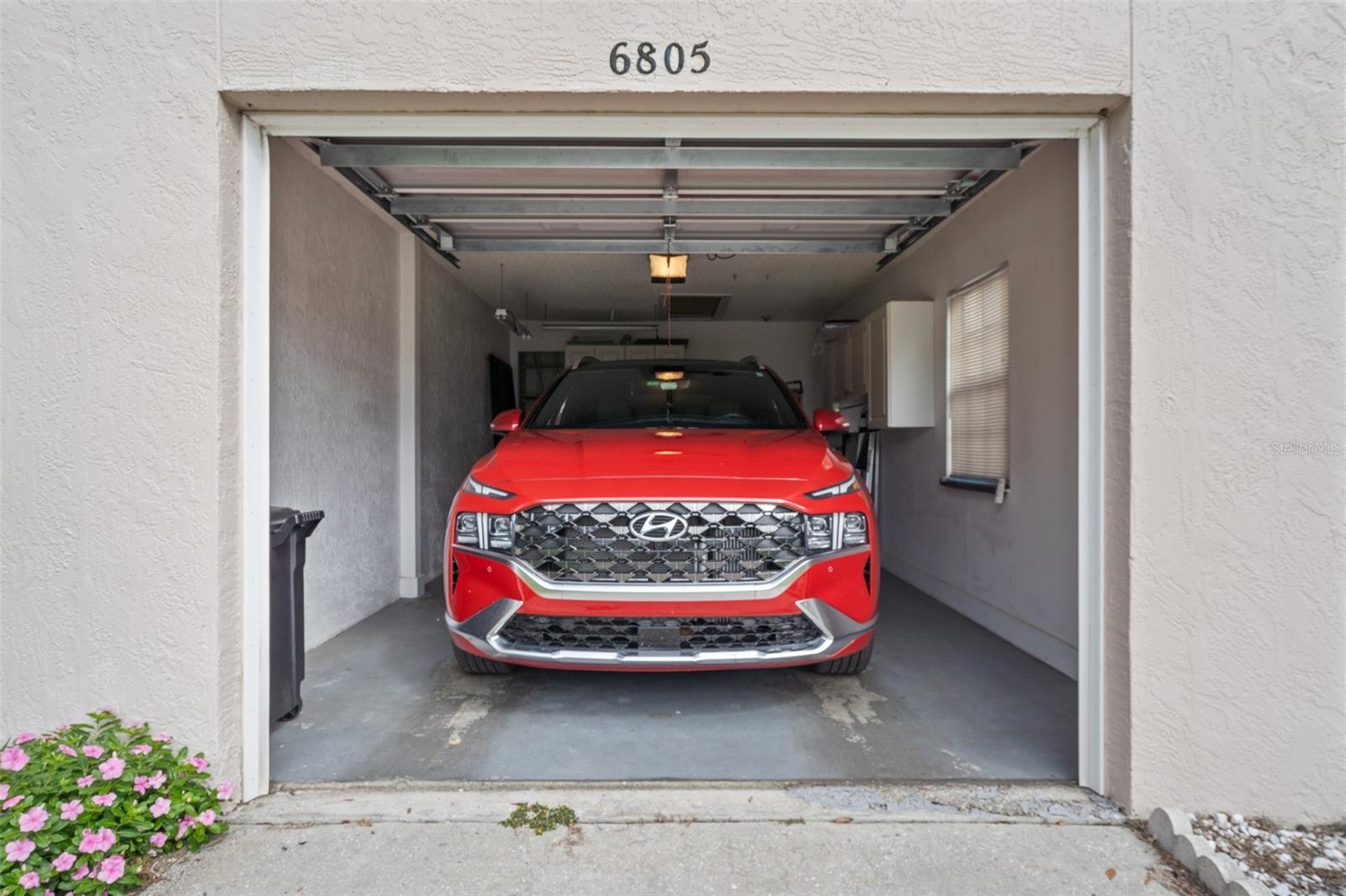 ROYAL OAKS - Residential