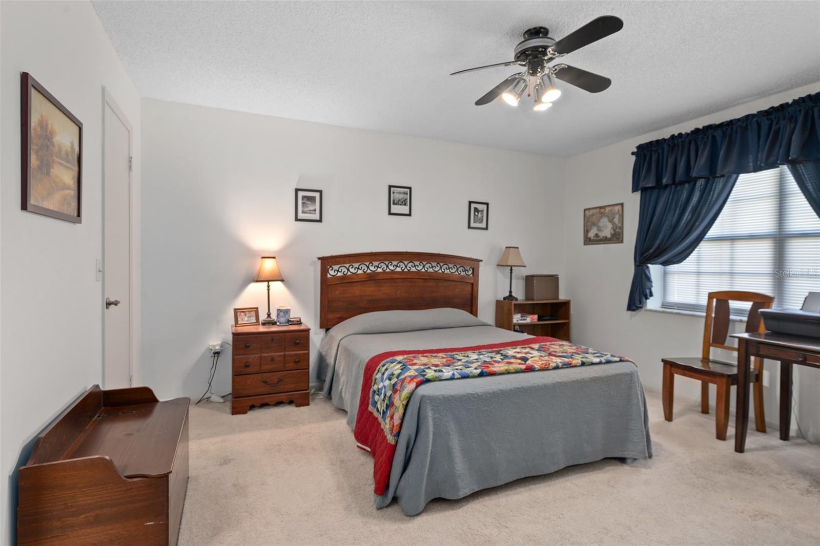 ROYAL OAKS - Residential