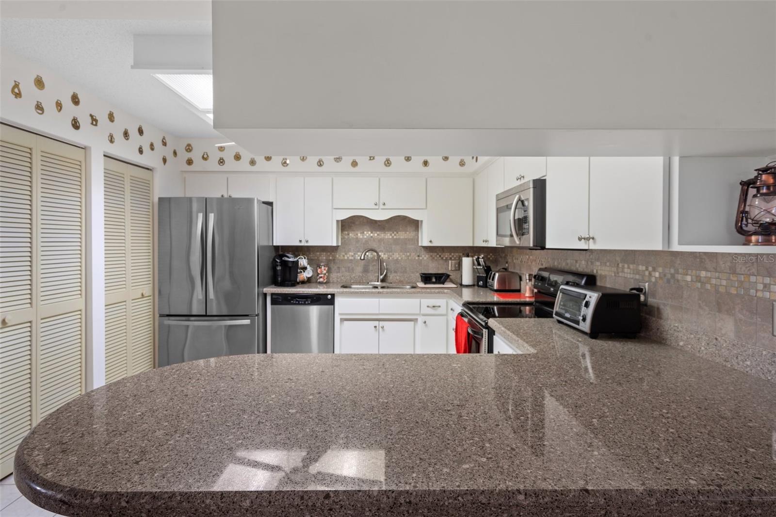 ROYAL OAKS - Residential