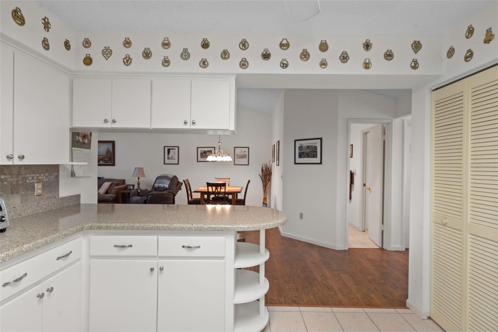 ROYAL OAKS - Residential