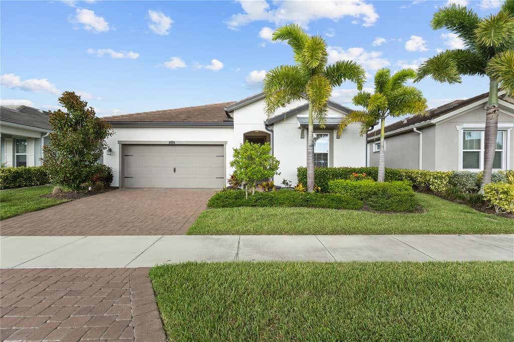 Photo of 8712 Bay Meadow Drive, Sarasota, FL 34238 (MLS # A4701124)