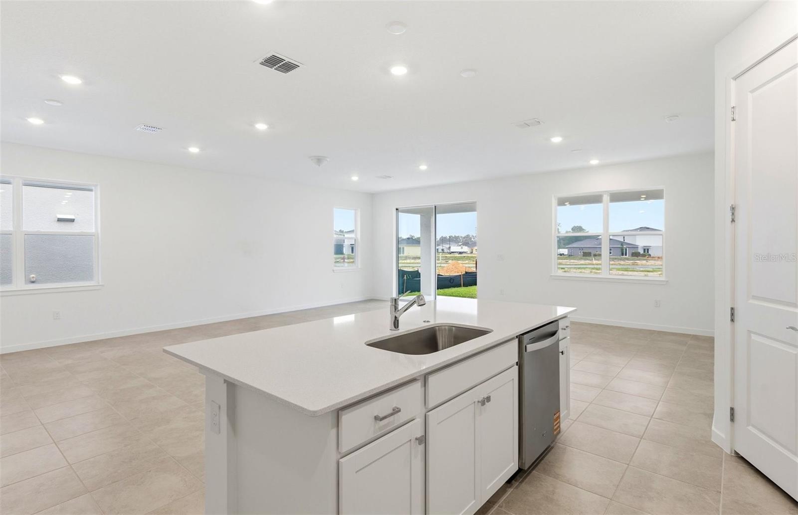 8164 SW 44TH COURT ROAD