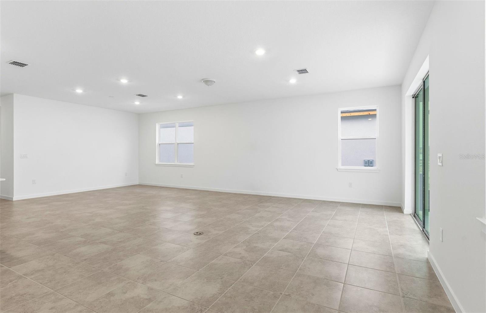 8164 SW 44TH COURT ROAD