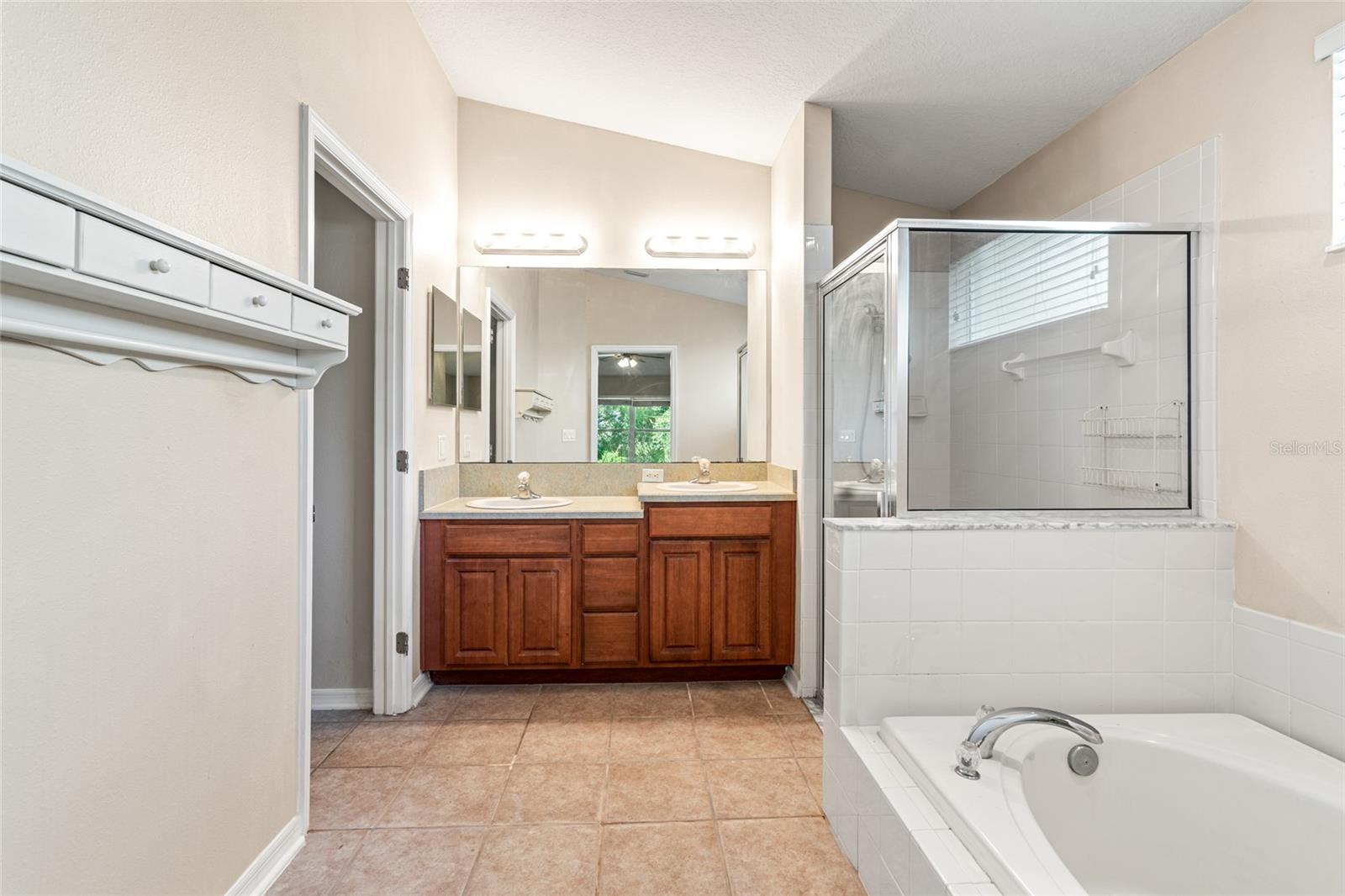 OAK CREEK PH 01 - Residential