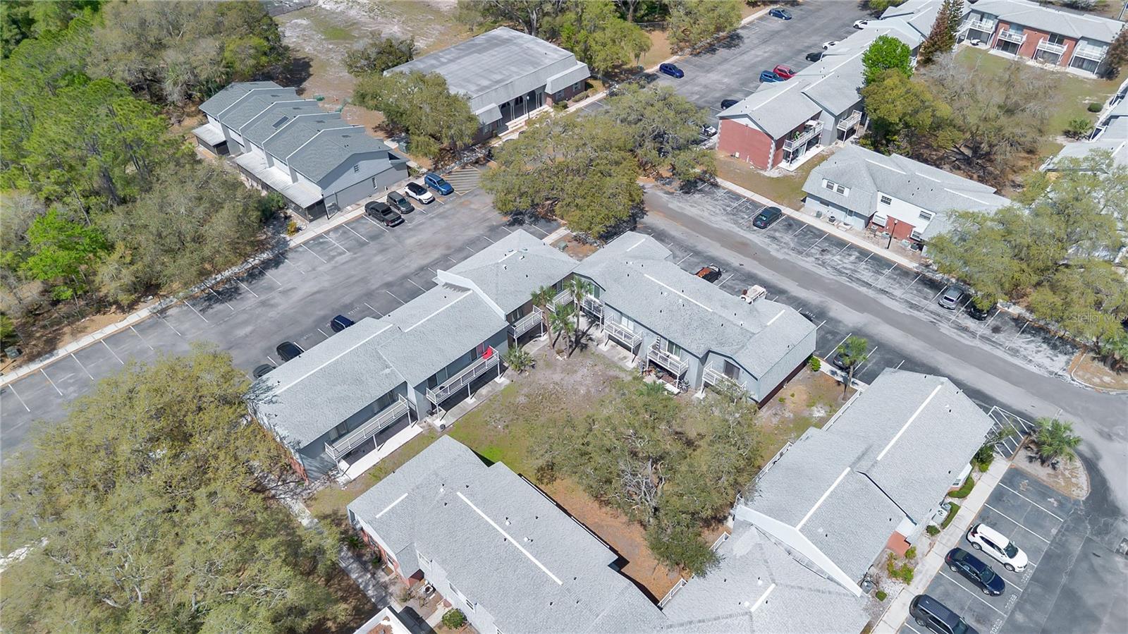 COLONIES - Residential