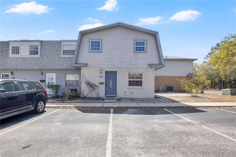 Photo of 7300 Daniel Webster Drive #M7, Winter Park, FL 32792 (MLS # O6388668)
