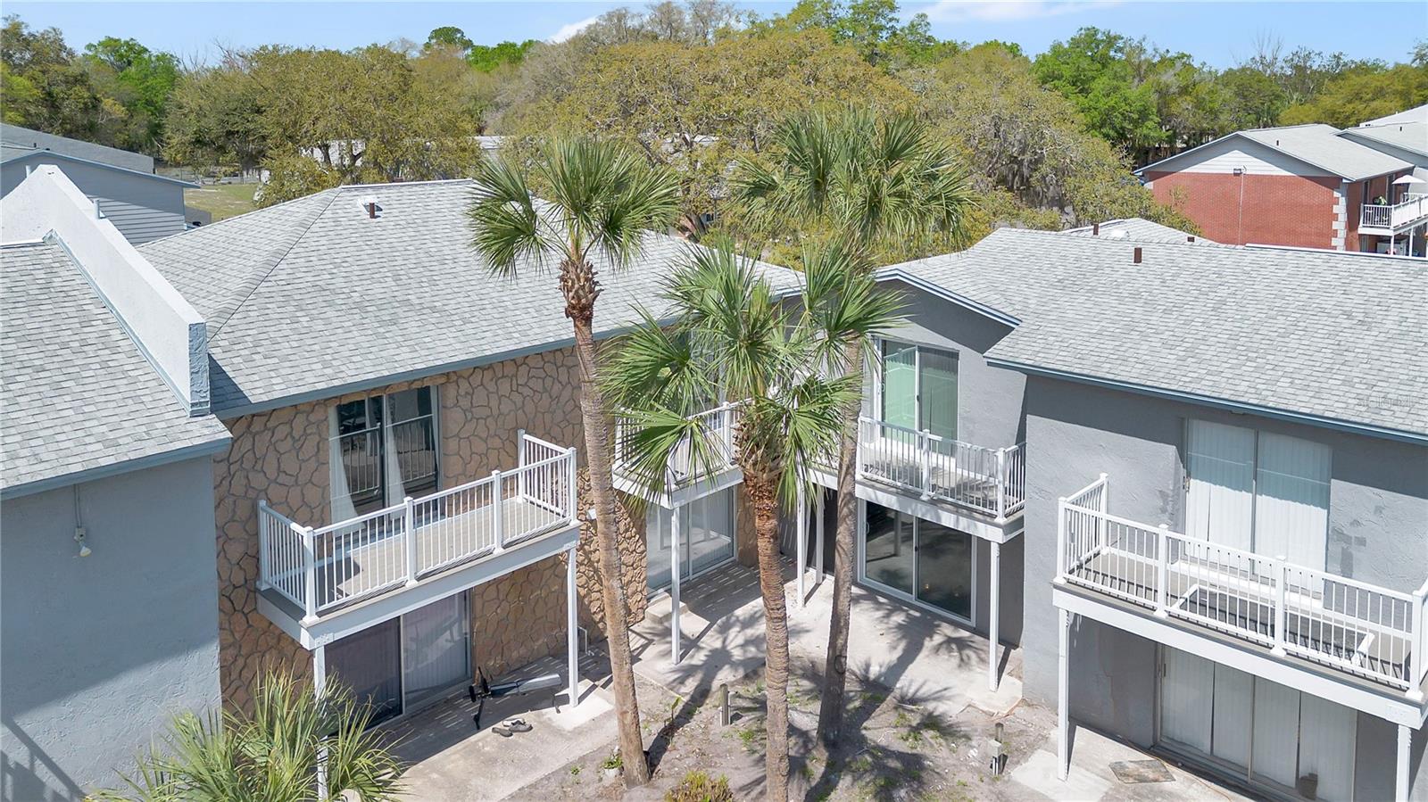 COLONIES - Residential