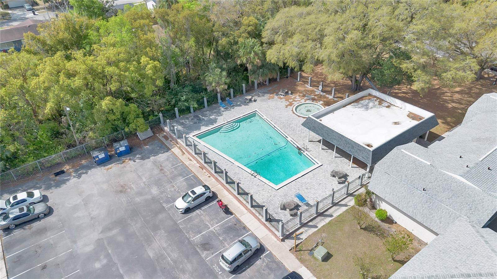 COLONIES - Residential